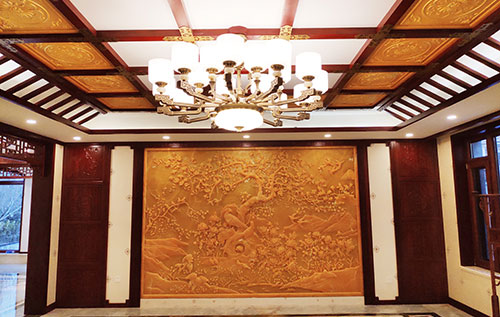新巴尔虎右中式别墅客厅中式木作横梁吊顶装饰展示